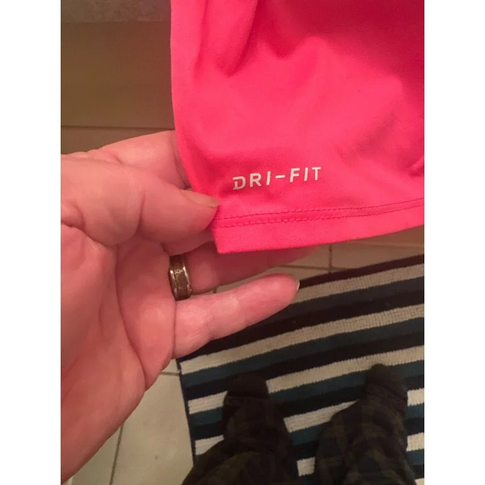 Nike pink dry fit shirts for 2 to 3‎ year olds
